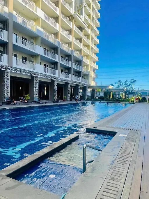 The-Hide Out By R&R Apartment Manila 0*,